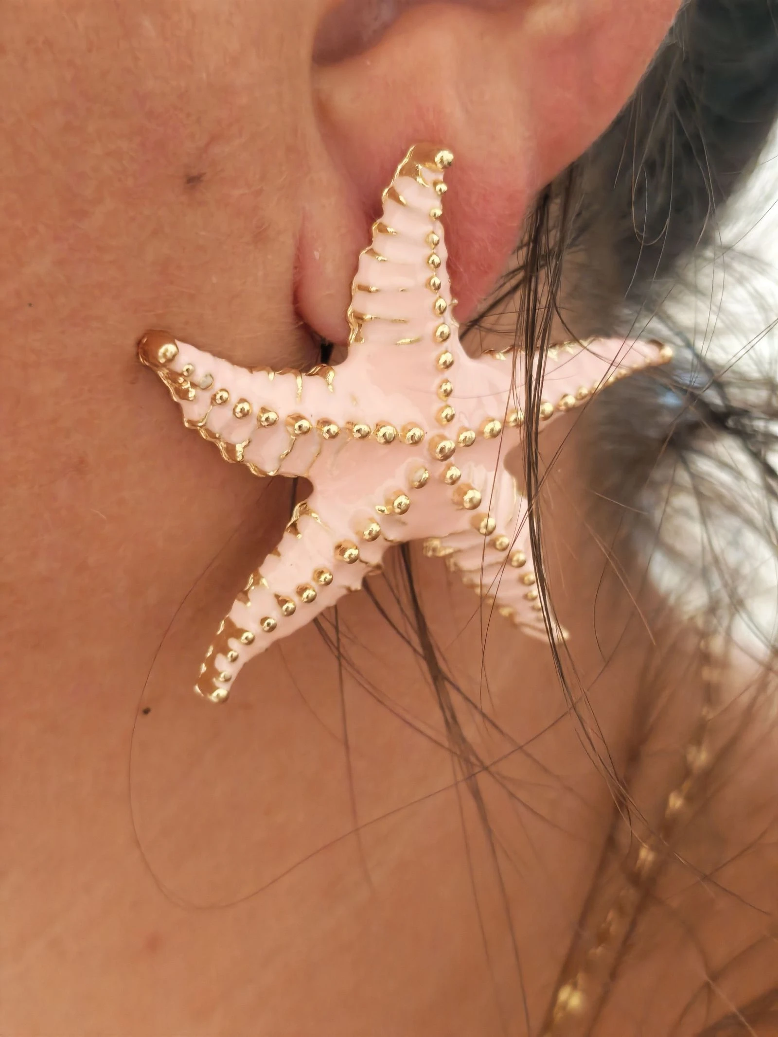 Boucle d'oreille 